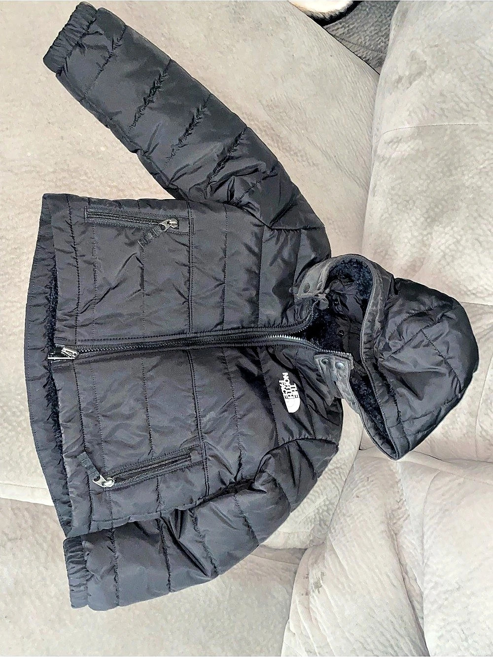 The North Face Reversible Mossbud Swirl Jacket Boys XS (6) Black Puffer
